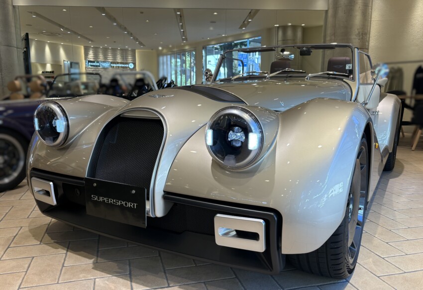 【展示中】SUPERSPORT　日本初・メタリックホワイトゴールドカラーの実車をご覧いただけます